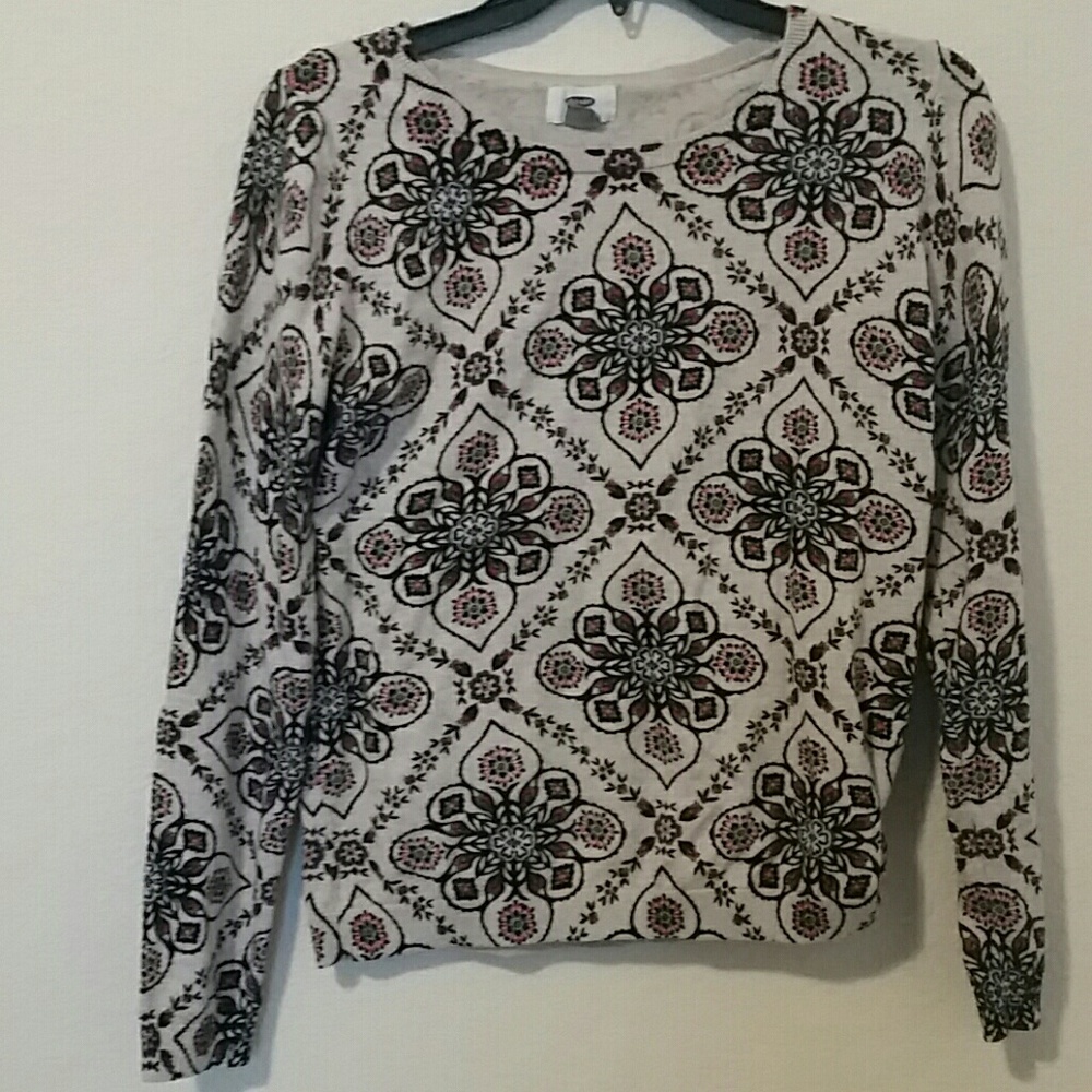 4/$20 Old Navy long sleeve top